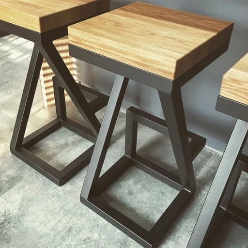 تصویر 4 از صندلی بار چوبی فلزی پایه تقویت شده مناسب فضا های پرتردد